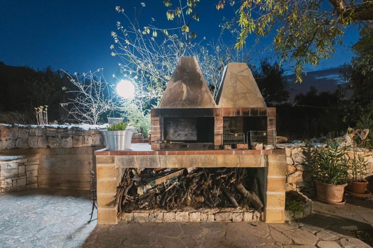 Trulli Country House Carla'S Secret Castellana Grotte Exterior foto